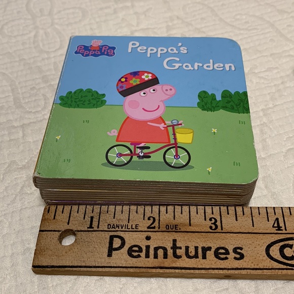 Peppa Pig Tiny Board Book 6-Pack - Picture 9 of 10